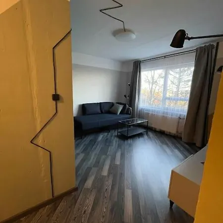 Dzivoklis Ar Skatu Par Aluksni Apartment Alūksne Екстериор снимка