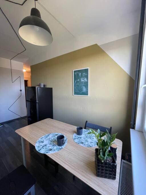 Dzivoklis Ar Skatu Par Aluksni Apartment *