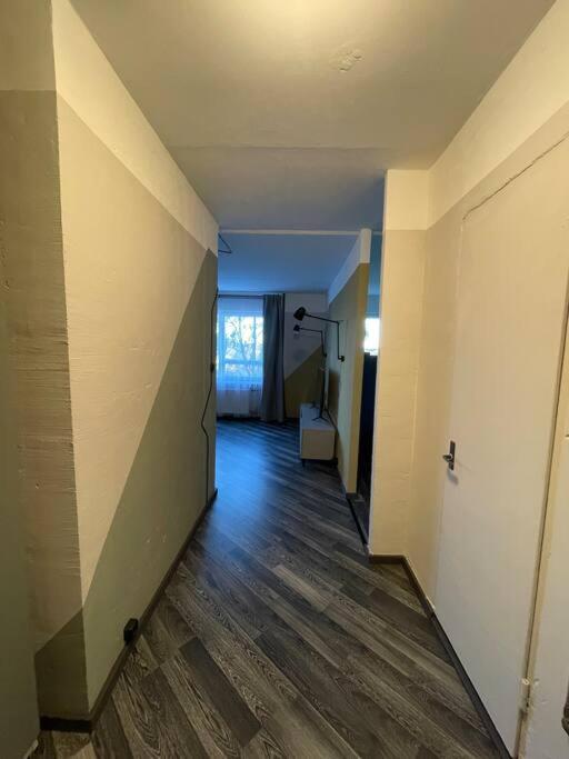 Dzivoklis Ar Skatu Par Aluksni Apartment